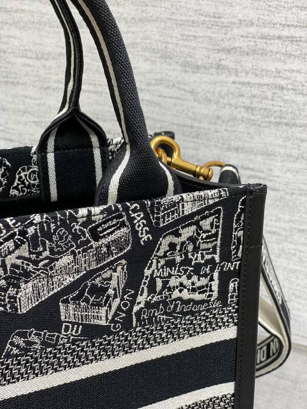 Dior Book Tote Black and white embroidered canvas — AAA Quality Replica