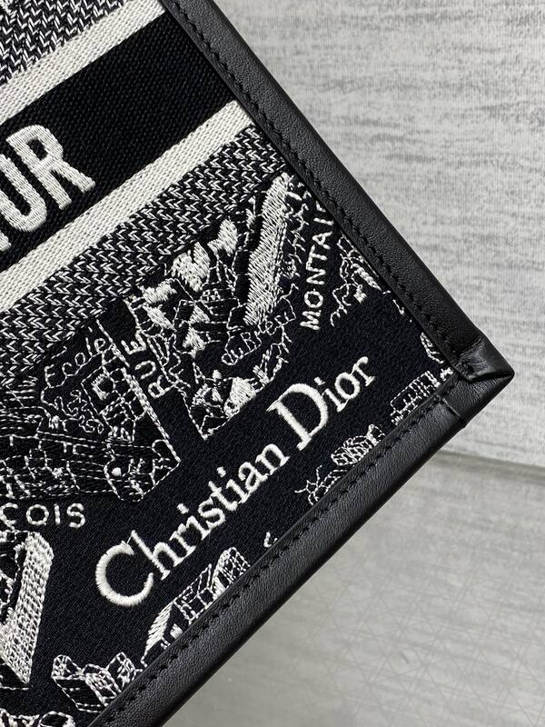 Dior Book Tote Black and white embroidered canvas — AAA Quality Replica