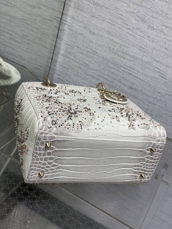Dior Lady White crocodile-embossed with floral beading shoulder — AAA Quality Replica