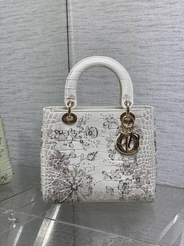 Dior Lady White crocodile-embossed with floral beading shoulder — AAA Quality Replica