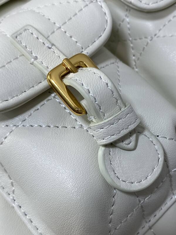Dior White backpack — 1:1 Replica