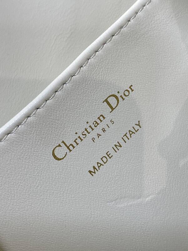 Dior White backpack — 1:1 Replica