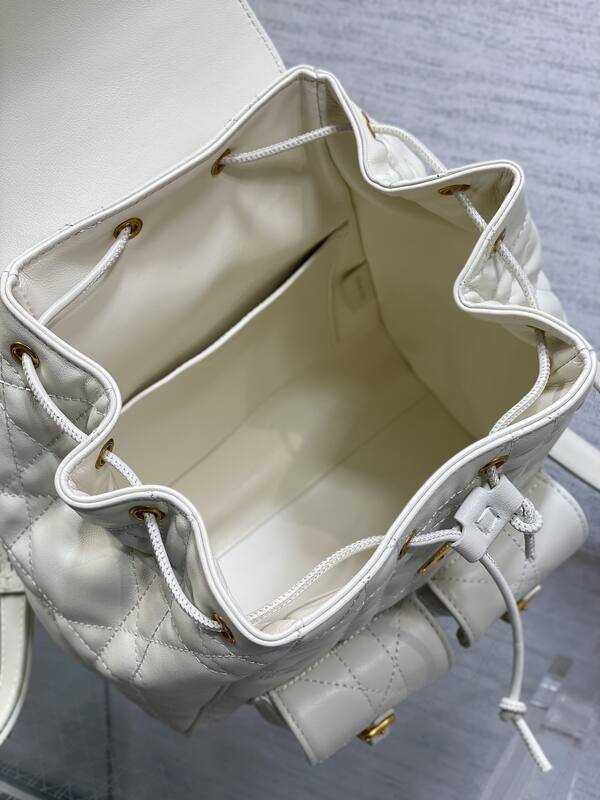 Dior White backpack — 1:1 Replica