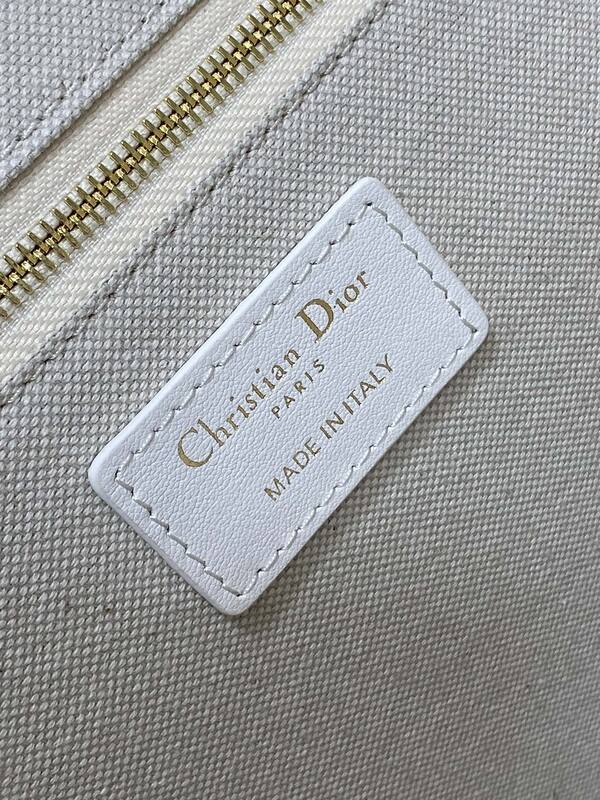 Dior Book Tote Beige White Oblique — 1:1 Replica