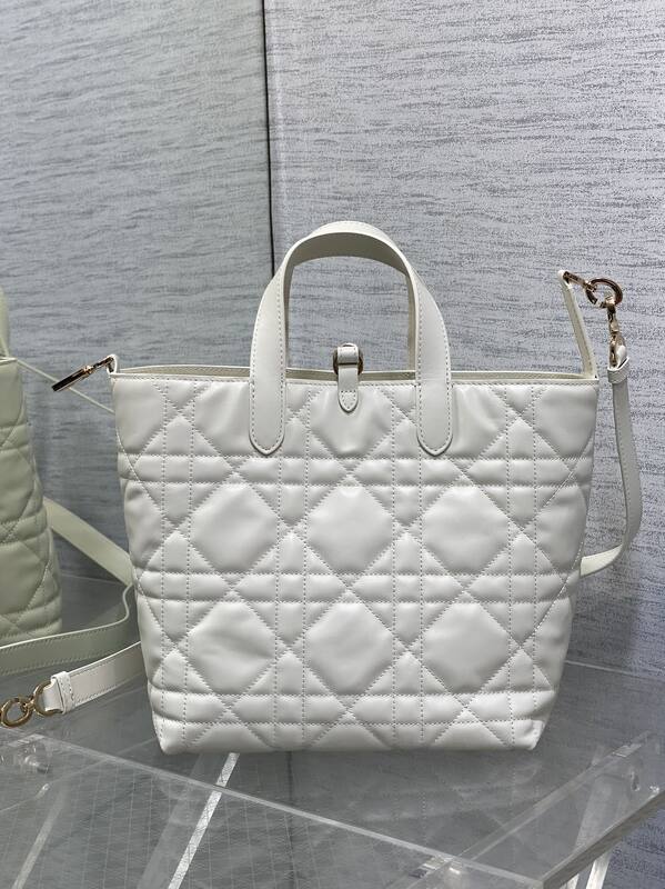 Dior Lady White tote — Premium Replica