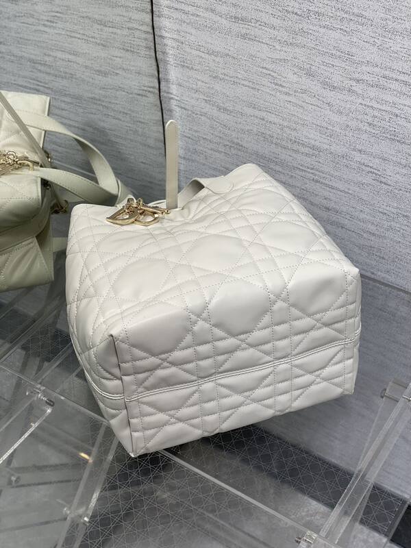 Dior Lady White tote — Premium Replica