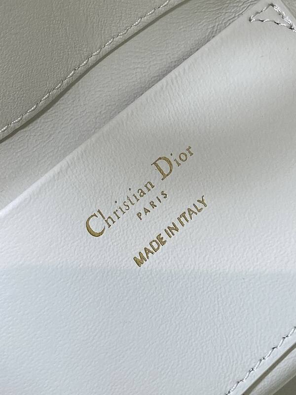 Dior White tote — Top Quality Replica
