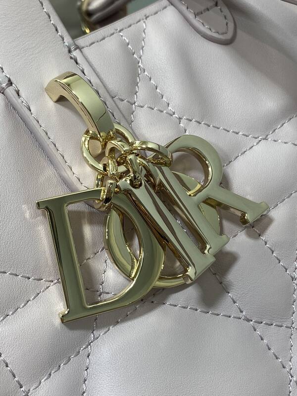 Dior Light Pink tote — Top Quality Replica