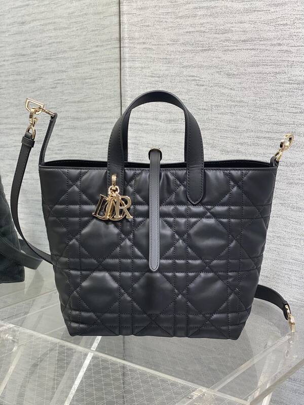 Dior Black tote — AAA Quality Replica