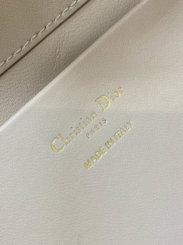 Dior Toujours Beige tote — Premium Replica