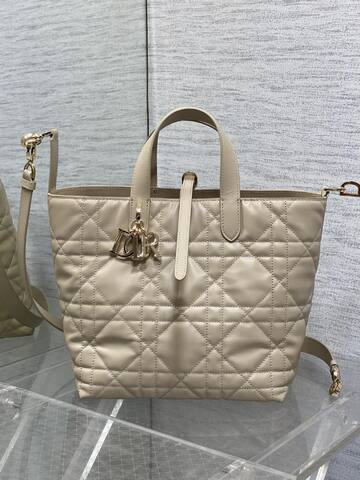 Dior Toujours Beige tote Premium Replica