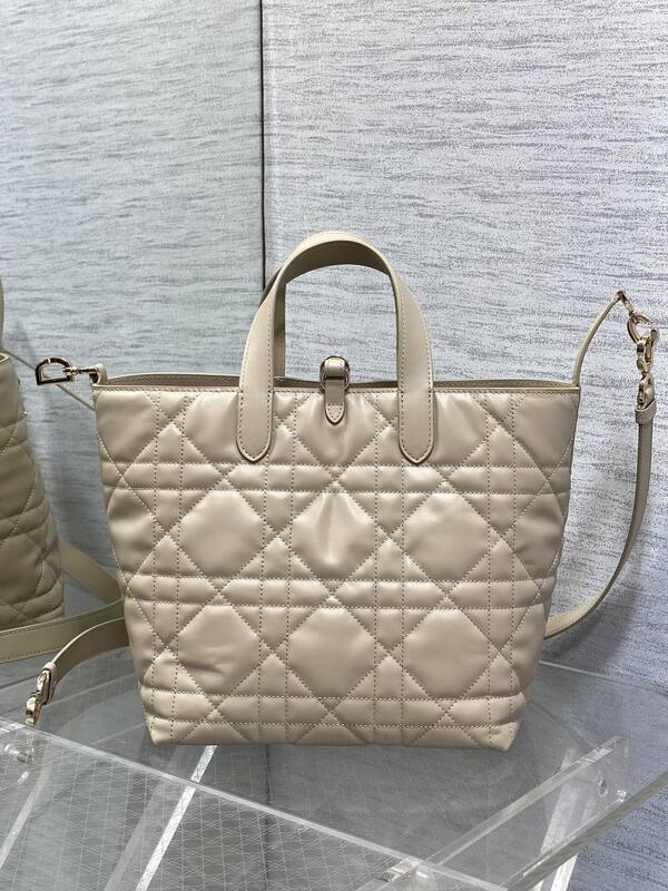 Dior Toujours Beige tote — Premium Replica