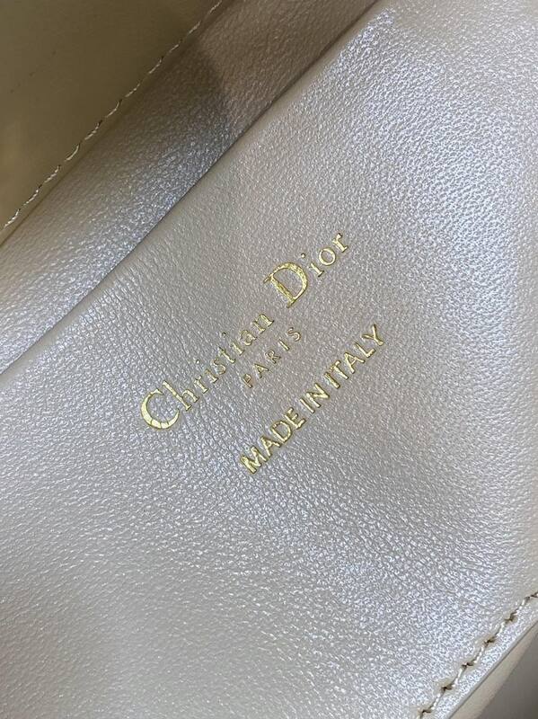 Dior Lady Beige shoulder — Premium Replica