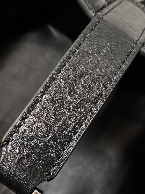 Dior Book Tote Black — 1:1 Replica