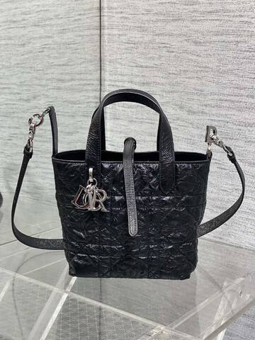 Dior Black everyday 1 1 Replica