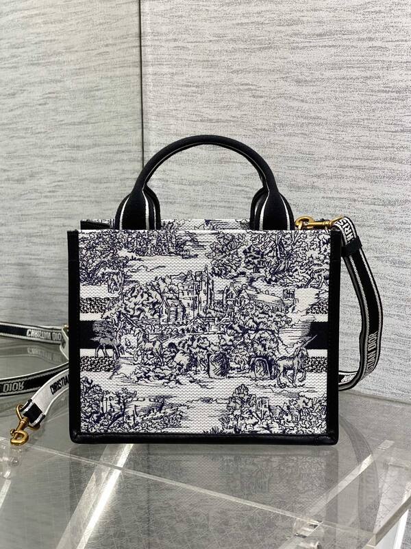 Dior Black and White Toile de Jouy everyday — Premium Replica