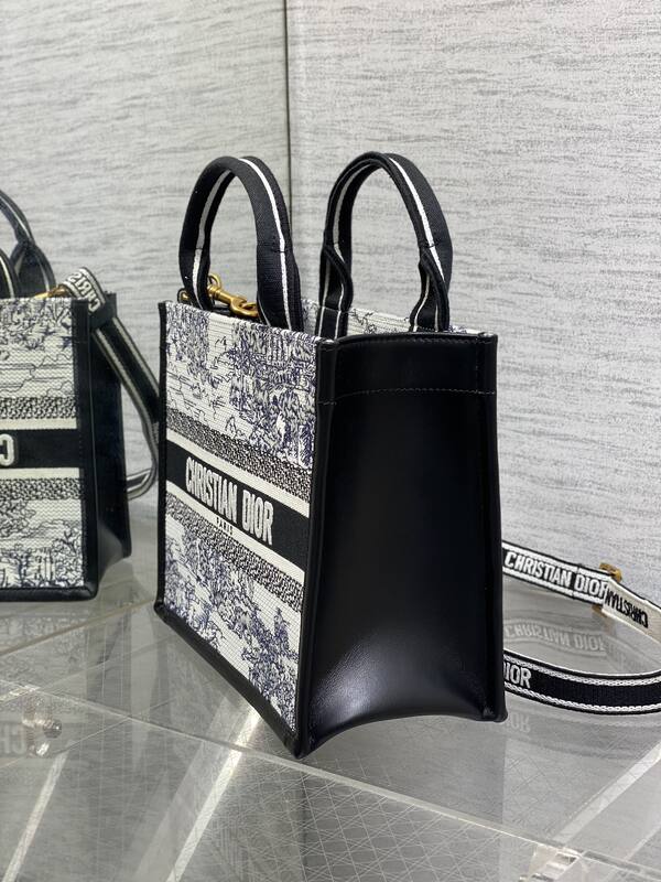 Dior Black and White Toile de Jouy everyday — Premium Replica
