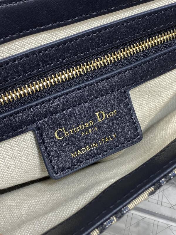 Dior Blue Oblique shoulder — Premium Replica