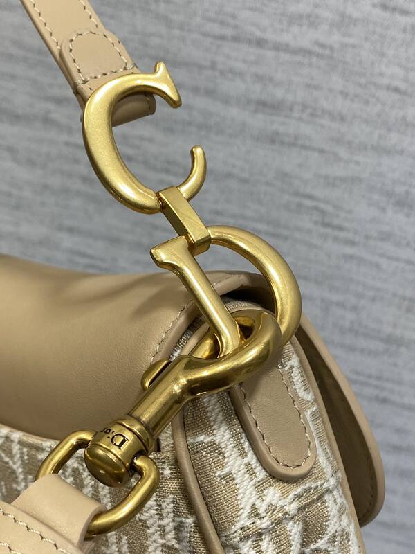 Dior Saddle Beige crossbody — Premium Replica