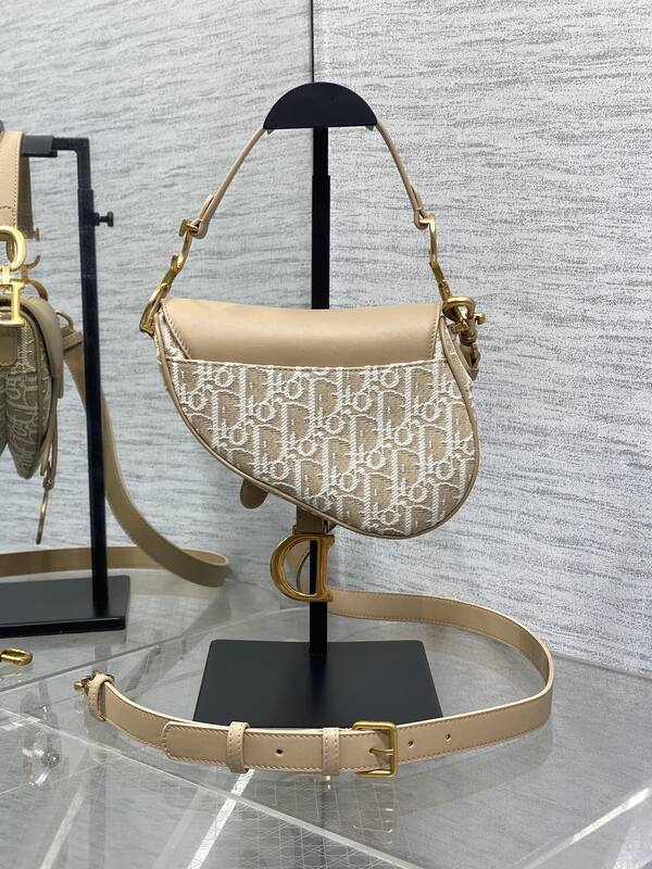 Dior Saddle Beige crossbody — Premium Replica