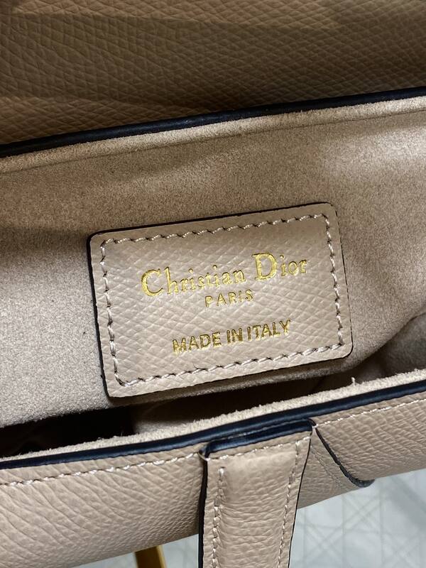 Dior Saddle Beige shoulder — Premium Replica