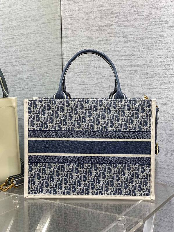 Dior Book Tote Blue Oblique — Premium Replica