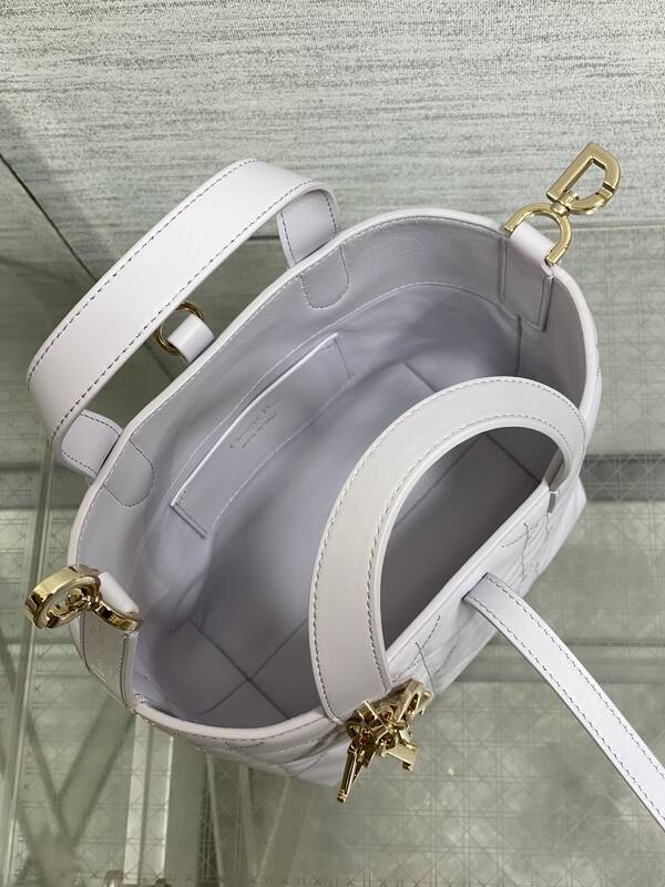 Dior Lady White everyday — Premium Replica