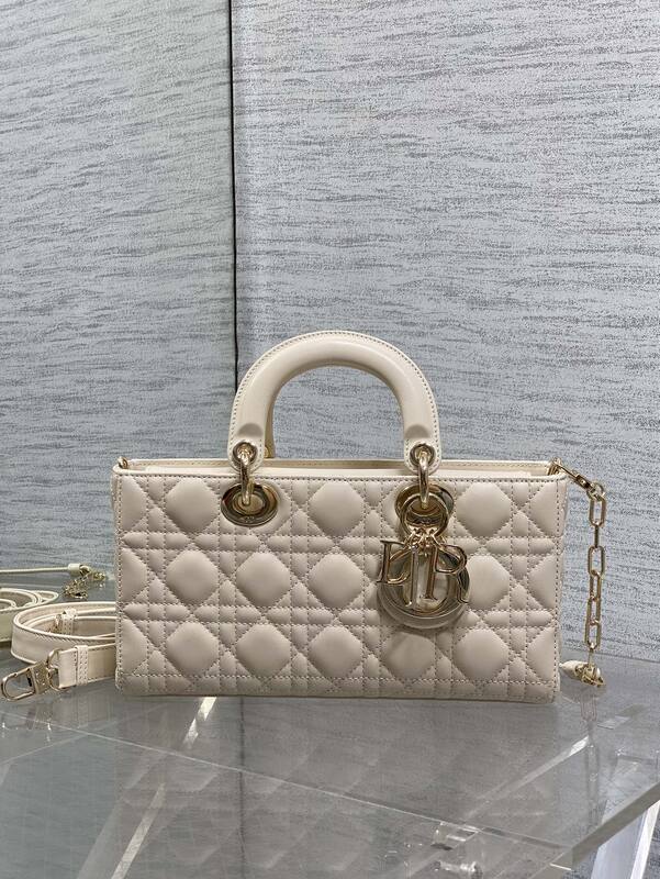 Dior Lady Beige medium shoulder — AAA Quality Replica