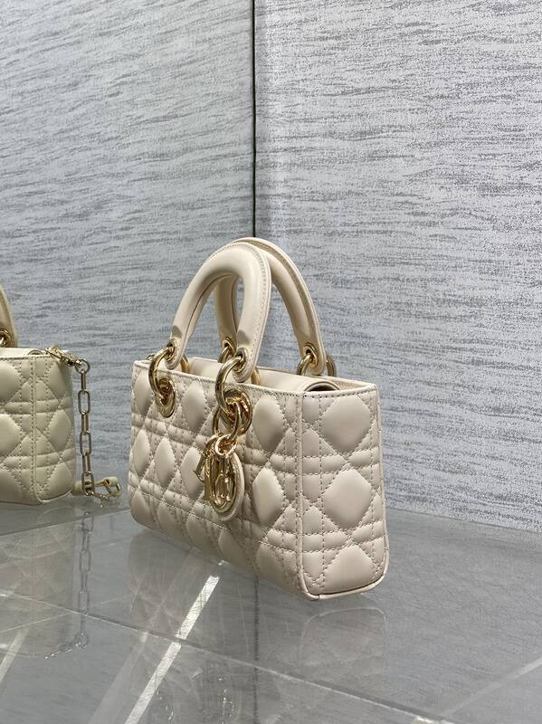 Dior Lady Beige small shoulder — Premium Replica