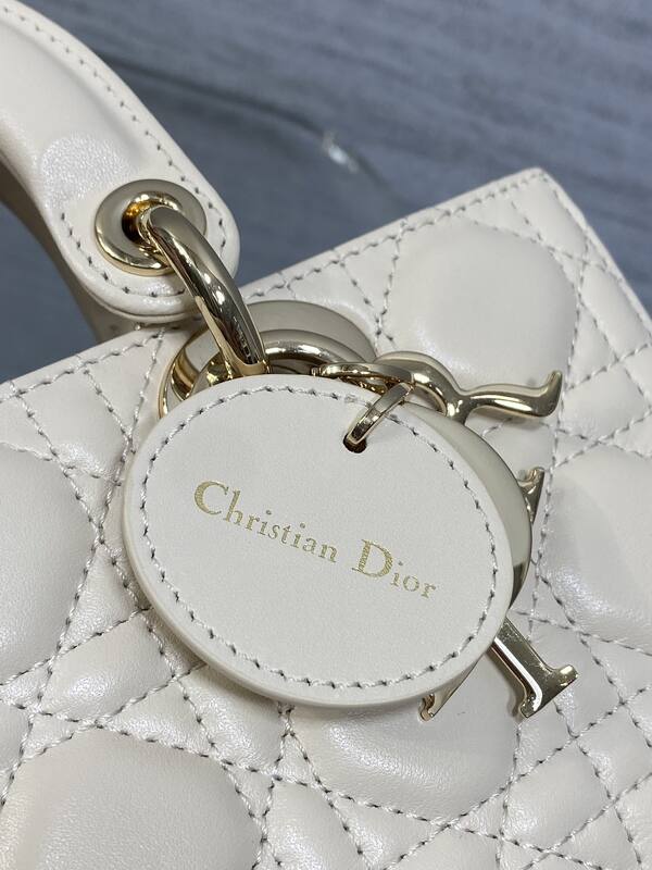 Dior Lady Beige small shoulder — Premium Replica