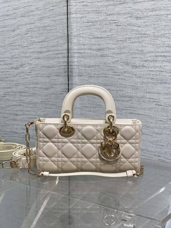 Dior Lady Beige small shoulder — Premium Replica