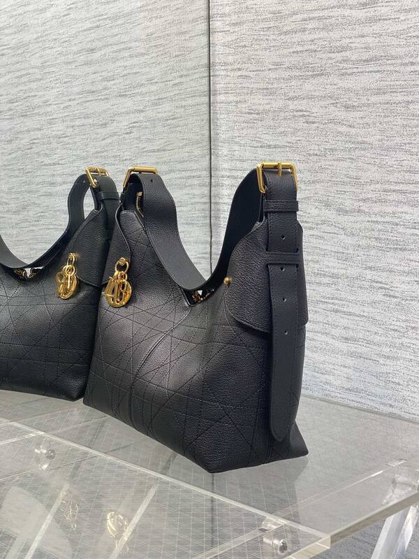 Dior Book Tote Black shoulder — Premium Replica