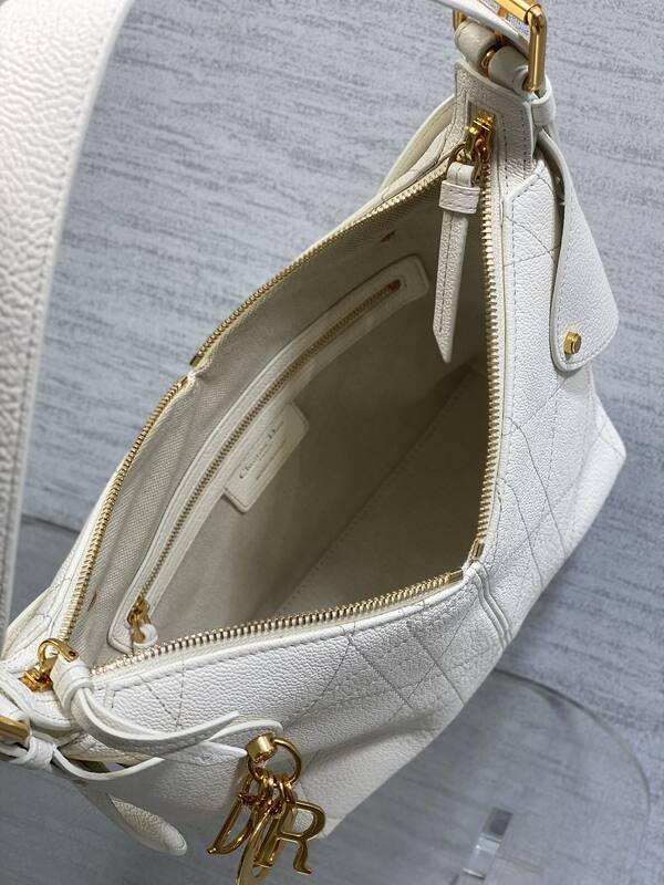 Dior Toujours White shoulder — AAA Quality Replica