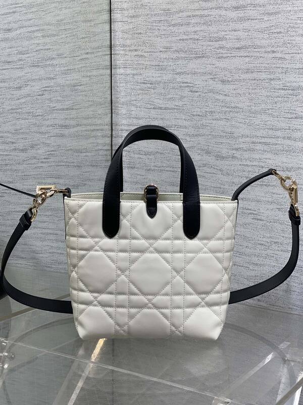 Dior White and Black tote — Top Quality Replica