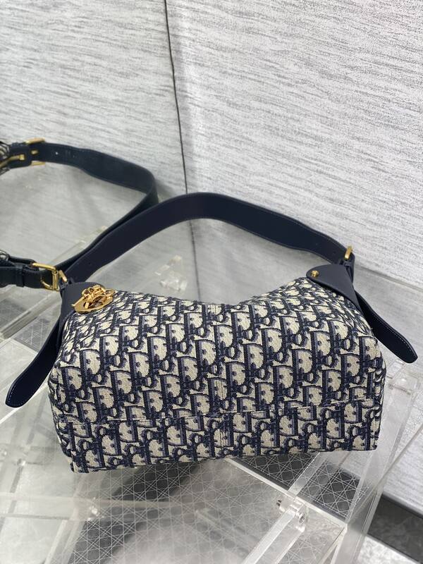Dior Blue Oblique shoulder — Premium Replica