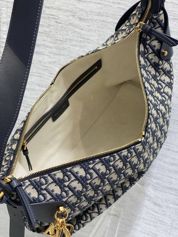 Dior Blue Oblique shoulder — AAA Quality Replica
