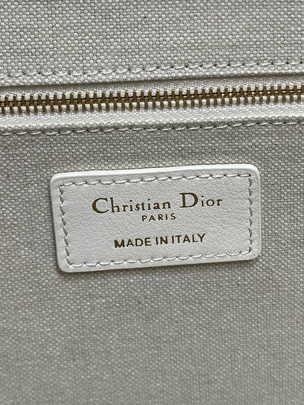 Dior Book Tote White Multicolor Floral Embroidery — Top Quality Replica