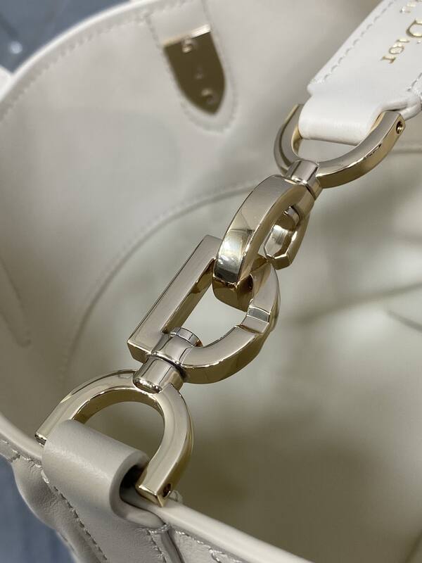 Dior Book Tote Ivory small — Top Quality Replica