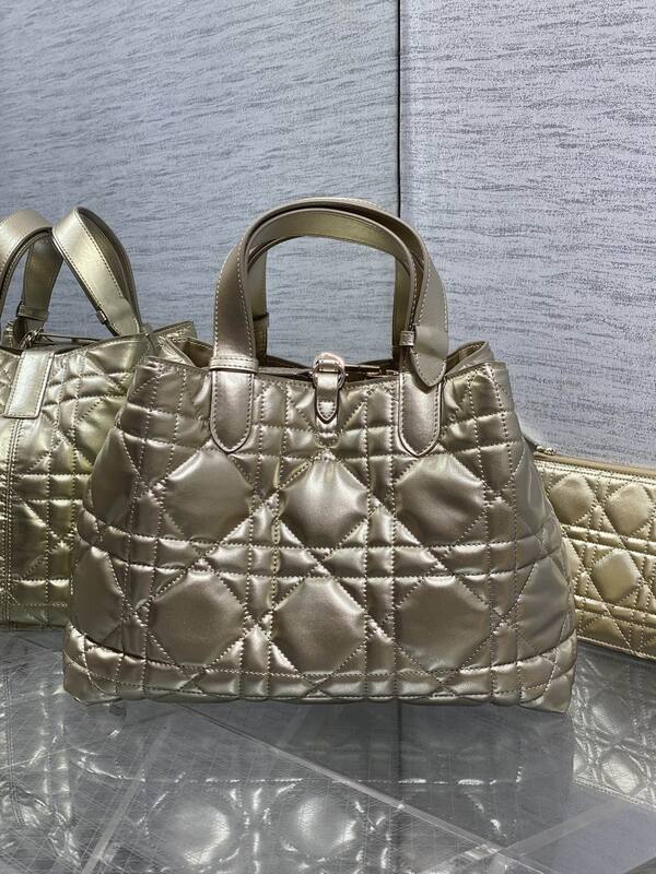 Dior Lady Metallic Gold shoulder — Premium Replica