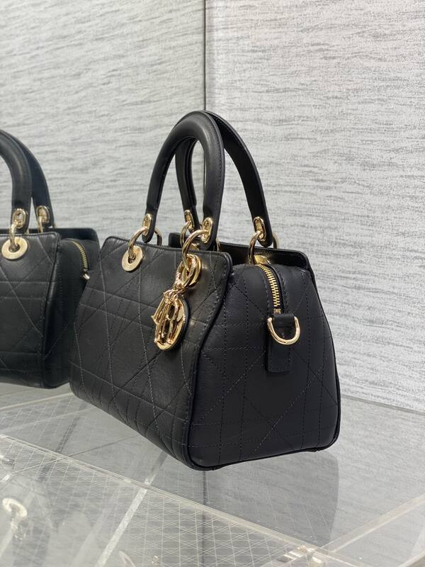 Dior Lady Black shoulder — AAA Quality Replica