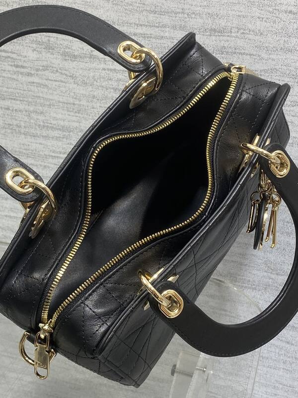 Dior Lady Black shoulder — AAA Quality Replica