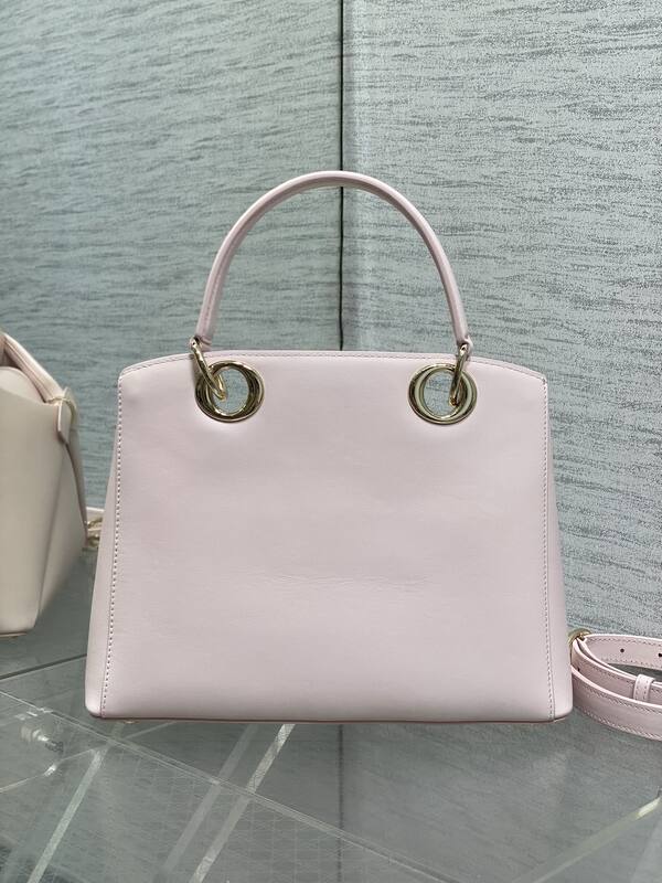 Dior Toujours Light pink shoulder — Top Quality Replica