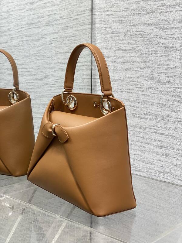 Dior Toujours Tan shoulder — Premium Replica