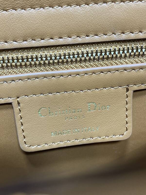 Dior Toujours Tan shoulder — Premium Replica