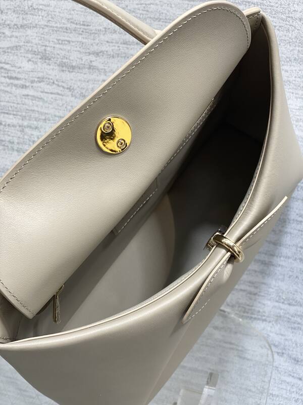 Dior Dioramour Beige crossbody — 1:1 Replica