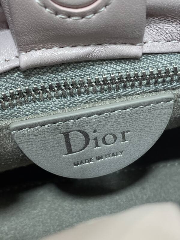 Dior Light Pink shoulder — 1:1 Replica