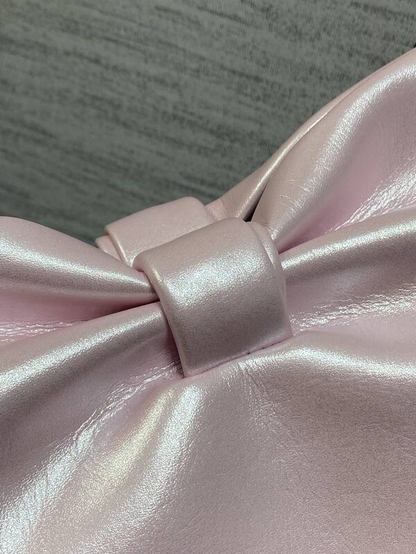 Dior Pearlescent Pink shoulder — AAA Quality Replica