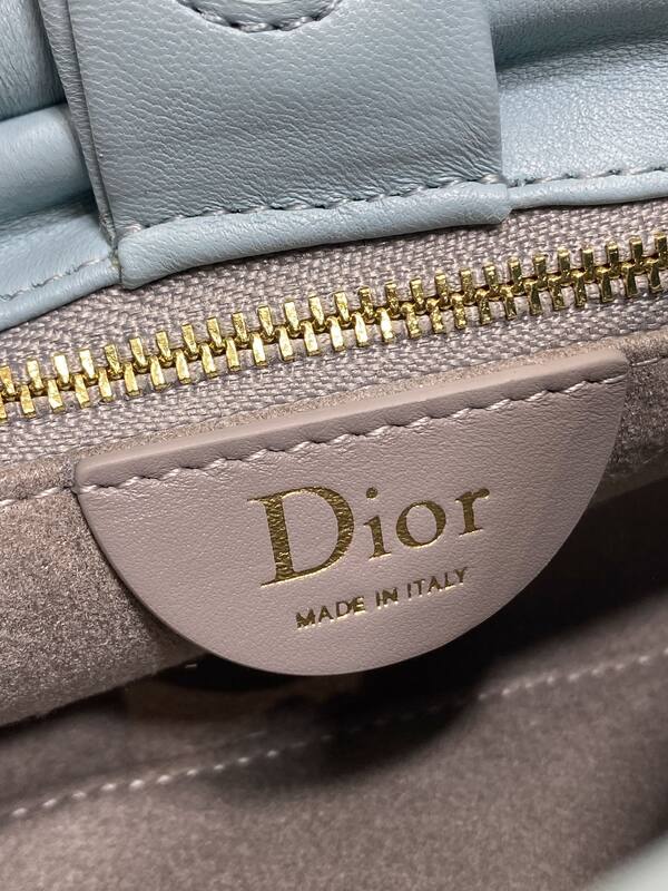 Dior Light Blue shoulder — 1:1 Replica