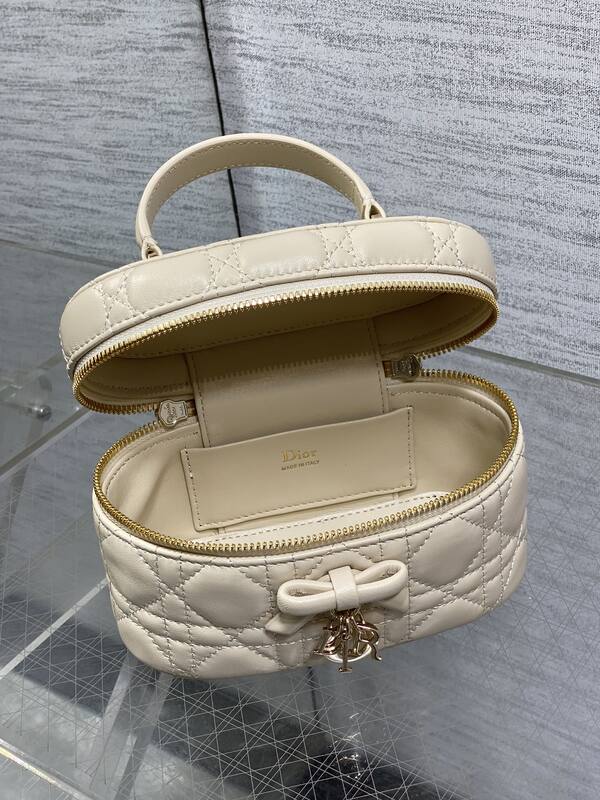 Dior Lady Vanity Cream crossbody — AAA Quality Replica