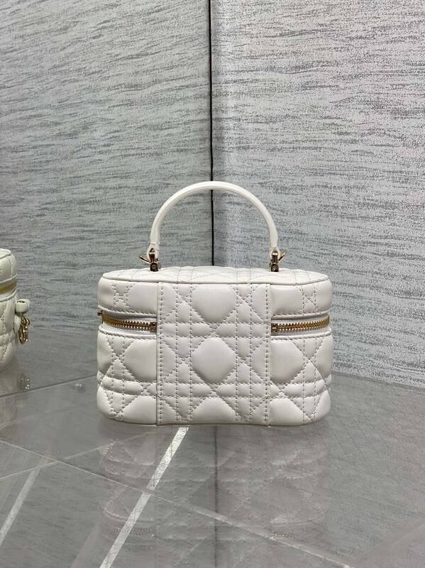 Dior Lady White crossbody — AAA Quality Replica
